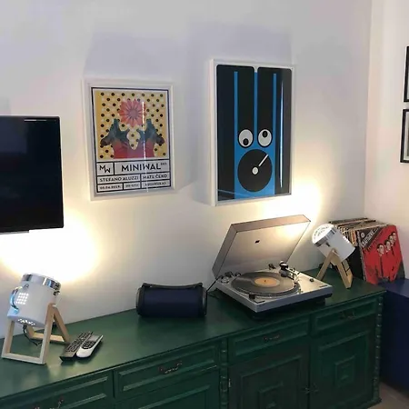 Nyaraló Sleeps 8 Pet Friendly Garden & Roof Terrace Split