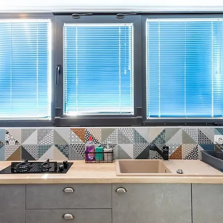 Sleeps 8 Pet Friendly Garden & Roof Terrace 別荘 スプリト