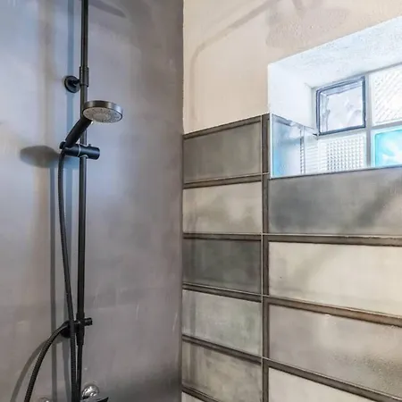 別荘 Sleeps 8 Pet Friendly Garden & Roof Terrace スプリト