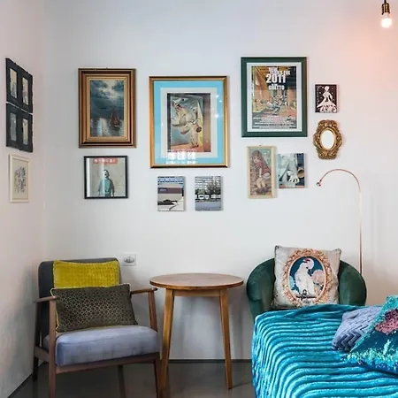 Sleeps 8 Pet Friendly Garden & Roof Terrace Ferienhaus *