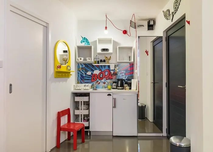 Sleeps 8 Pet Friendly Garden & Roof Terrace 度假居 斯普利特