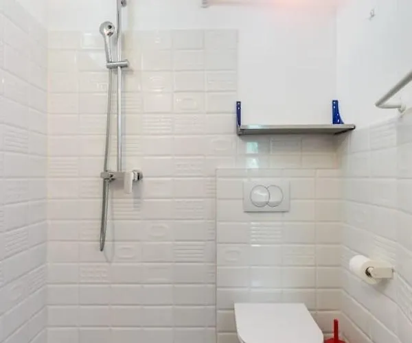 度假居 Sleeps 8 Pet Friendly Garden & Roof Terrace *