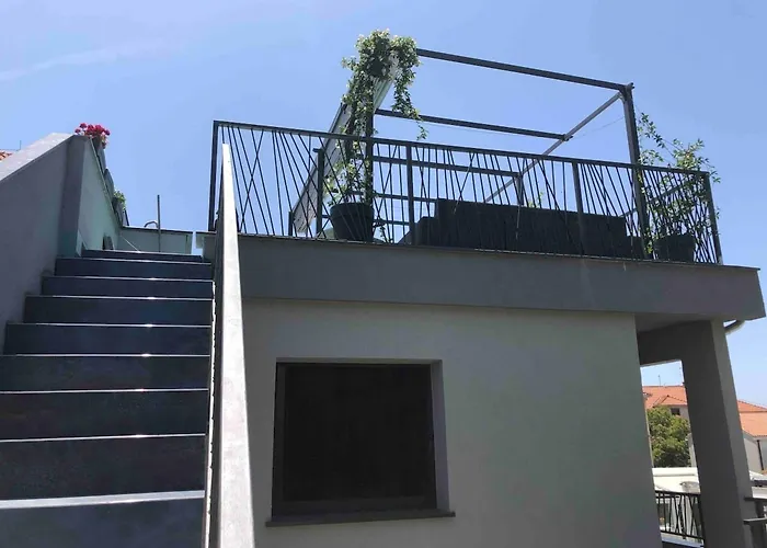 度假居 Sleeps 8 Pet Friendly Garden & Roof Terrace