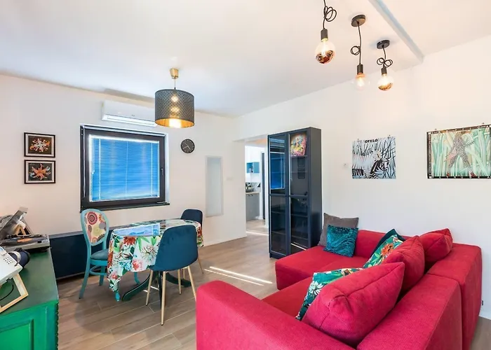 度假居 Sleeps 8 Pet Friendly Garden & Roof Terrace *